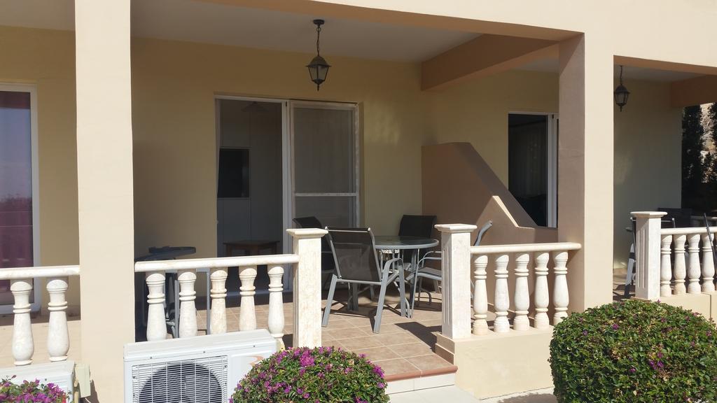 דירות Paphos Panorama Court מראה חיצוני תמונה
